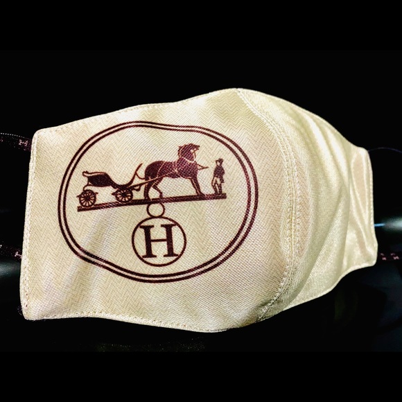 Reversible Mask - Picture 2 of 3